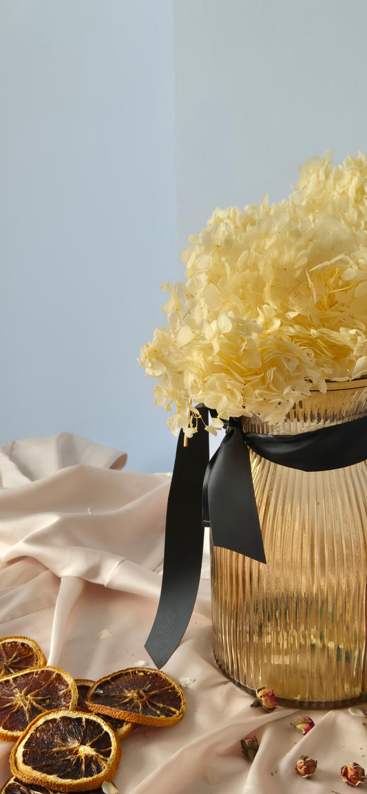 Premium White Hydrangea Dried Flowers – For Home Décor, Soap & Candle Making, Crafts & Gifting