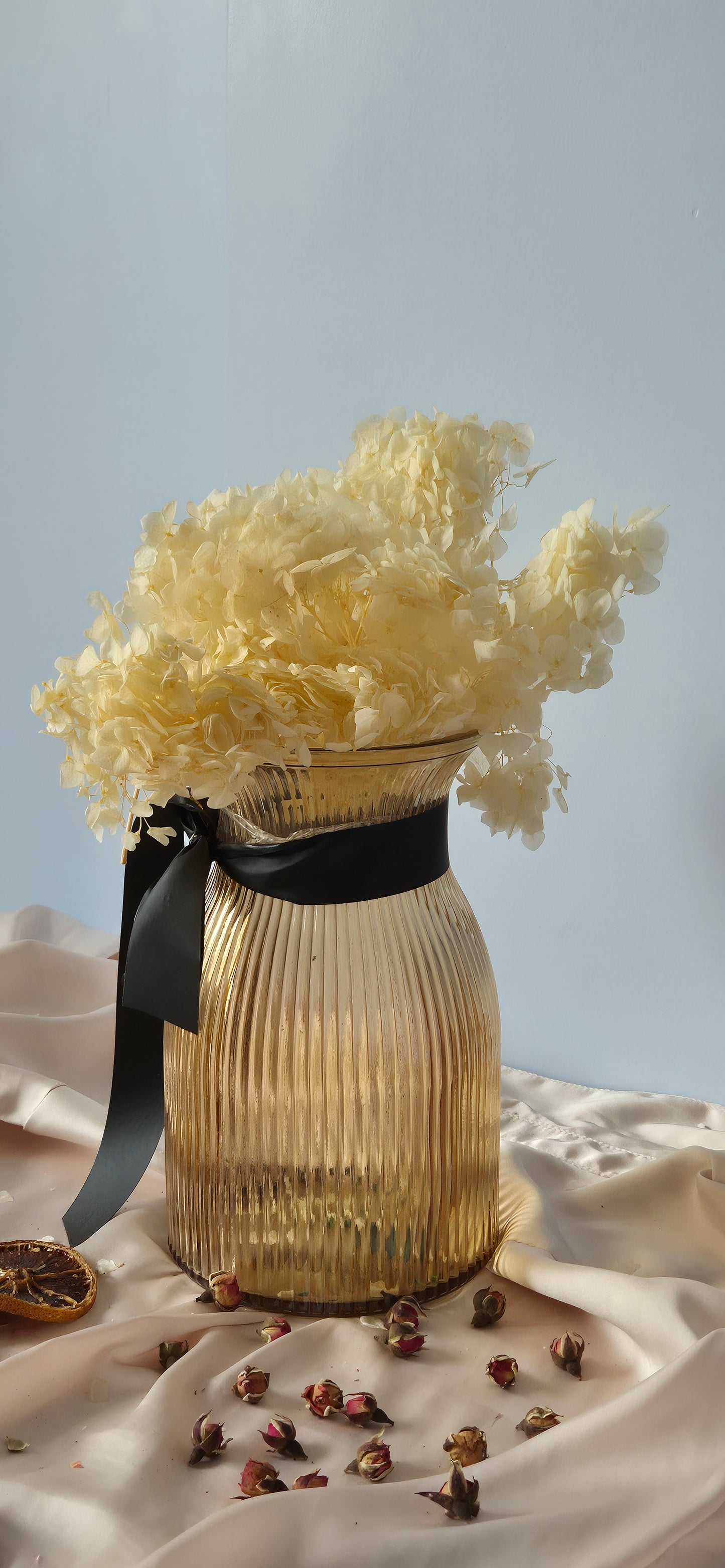 Premium White Hydrangea Dried Flowers – For Home Décor, Soap & Candle Making, Crafts & Gifting