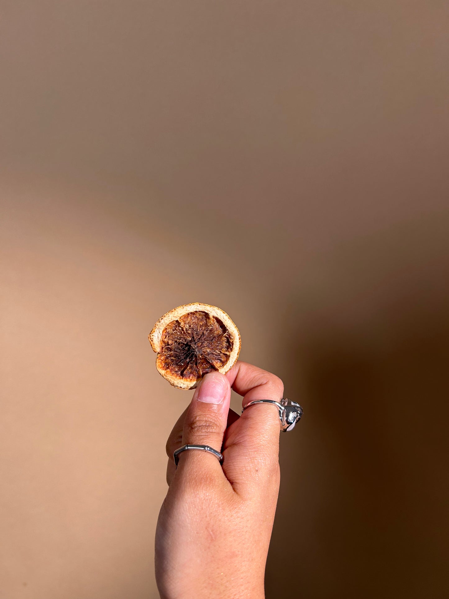 Natural Dried Lemon Slices – Decorative & Aromatic