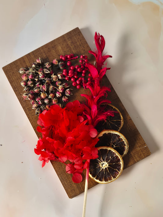 Crimson Bloom Mix – Vibrant Red Dried Flower & Citrus Blend